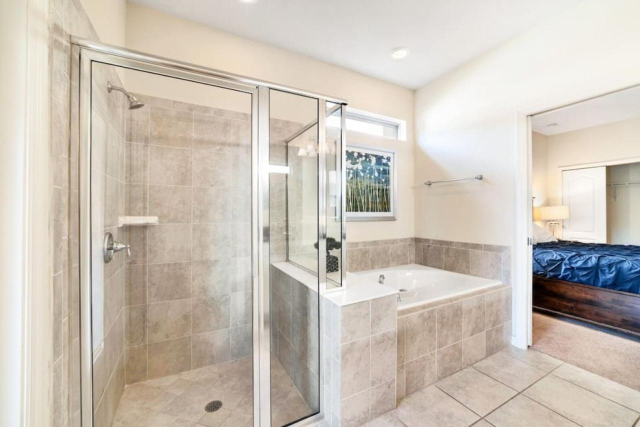Luxury New Villa Near Disney With Pool 6Bedrooms Kissimmee Bagian luar foto