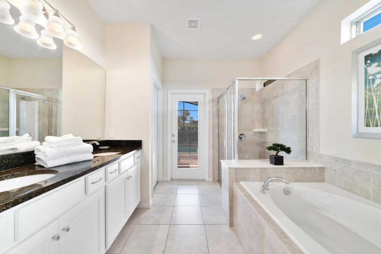 Luxury New Villa Near Disney With Pool 6Bedrooms Kissimmee Bagian luar foto